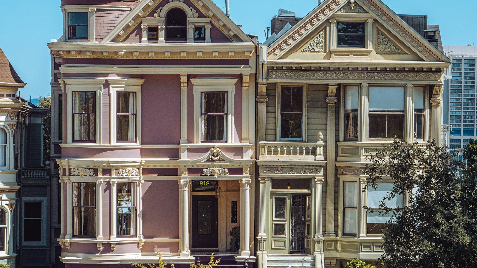 Restored Victorian homes in Cow Hollow, San Francisco